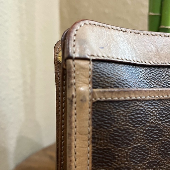 CELINE VINTAGE POUCH - Picture 5 of 16